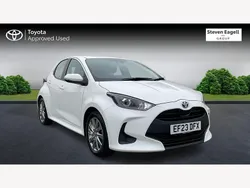 White Used 2023 Toyota Yaris Hybrid Hatchback | £16,515 (Good price)