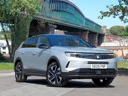 Grey New 2025 Vauxhall Grandland X Ultimate SUV | £31,998 (Fair price)