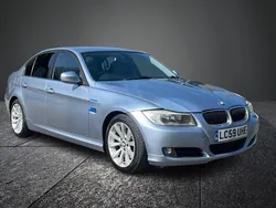 Blue Used 2009 BMW 320 Sedan | £2,495 (Fair price)