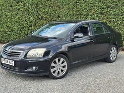 Black Used 2008 Toyota Avensis Hatchback | £2,500 (Fair price)