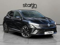 Black Used 2024 Renault Clio V Techno Hatchback | £16,416 (Fair price)