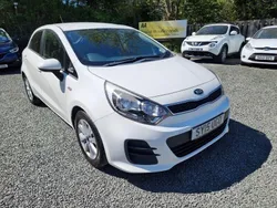 White Used 2015 Kia Rio Hatchback | £5,795 (Fair price)