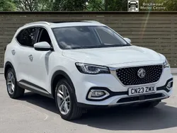 White Used 2023 MG HS Exclusive SUV | £15,995 (Fair price)
