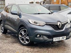 Grey Used 2015 Renault Kadjar Dynamique SUV | £4,990 (Fair price)