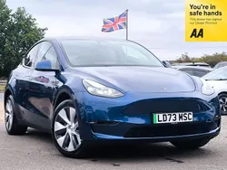 Blue Used 2024 Tesla Model Y Long Range RWD SUV | £23,995