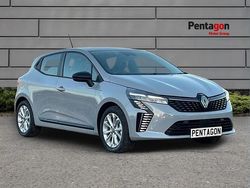 Other New 2025 Renault Clio V Evolution Hatchback | £18,800 (Fair price)