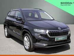 Black Used 2024 Skoda Karoq SE Drive SUV | £23,311 (Fair price)