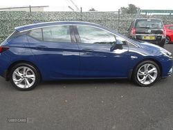 Blue Used 2018 Vauxhall Astra SRi Hatchback | £7,500 (Fair price)