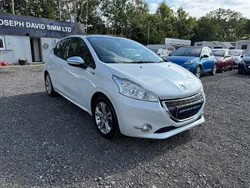 White Used 2015 Peugeot 208 Style Hatchback | £3,695 (Fair price)