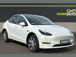 Pearl white multicoat Used 2022 Tesla Model Y Long Range AWD SUV | £24,250 (Fair price)