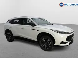 White New 2025 MG HS Trophy SUV | £22,999 (Expensive)