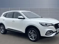 White Used 2022 MG HS Excite SUV | £12,363 (Fair price)