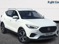 White Used 2022 MG ZS Excite Sedan | £12,499 (Fair price)