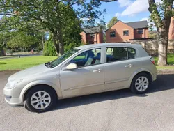 Silver Used 2006 Vauxhall Astra Club Hatchback | £1,295 (Fair price)