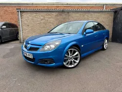 Blue Used 2006 Vauxhall Vectra Hatchback | £4,525