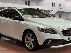 White Used 2013 Volvo V40 CC Estate | £4,995 (Fair price)