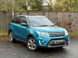 Turquoise/black Used 2015 Suzuki Vitara SZ-T Hatchback | £6,900 (Fair price)