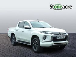 White Used 2020 Mitsubishi L200 Pickup | £17,895 (Fair price)