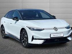 Glacier white Used 2024 VW ID.7 Pro Sedan | £31,995 (Super price)