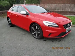 Red Used 2016 Volvo V40 R-Design Estate | £5,995 (Fair price)
