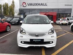 White Used 2019 Smart ForFour Hatchback | £7,249 (Fair price)