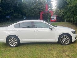 White Used 2015 VW Passat Business Sedan | £5,999