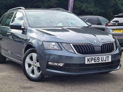 Grey Used 2019 Skoda Octavia SE Technology Estate | £10,495 (Super price)