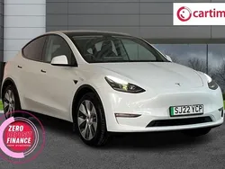 White Used 2022 Tesla Model Y Long Range SUV | £26,500 (Fair price)