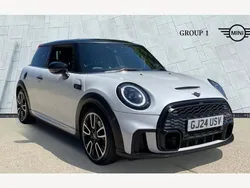 White Used 2024 Mini Cooper S Comfort Hatchback | £26,195 (A bit pricey)