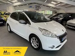 White Used 2014 Peugeot 208 Style Hatchback | £3,500 (A bit pricey)