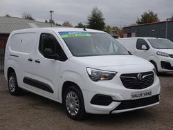 White Used 2020 Vauxhall Combo Sportive MPV | £6,985 (Fair price)