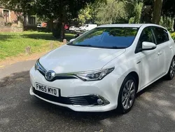 White Used 2016 Toyota Auris Hybrid Hatchback | £11,995 (Fair price)