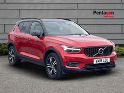 Red Used 2018 Volvo XC40 R-Design SUV | £13,295 (Fair price)
