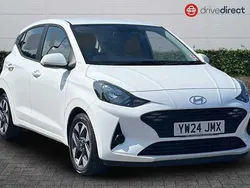 Used 2025 Hyundai i10 Advanced Hatchback | £12,841 (Fair price)