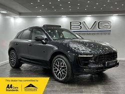 Black Used 2015 Porsche Macan SUV | £21,994 (Good price)