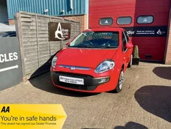 Red Used 2010 Fiat Punto Evo Dynamic Hatchback | £3,995 (A bit pricey)