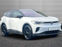 Glacier white with black roof Used 2025 VW ID.4 Black Edition SUV | £31,695