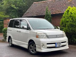 White Used 2006 Toyota Voxy MPV | £3,885 (Good price)