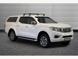 White Used 2016 Nissan Navara N-Connecta Pickup | £12,779 (Fair price)