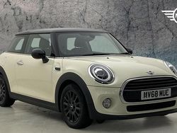 White Used 2018 Mini Cooper Hatch Hatchback | £11,240 (Good price)