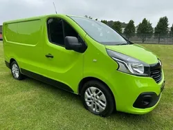 Viper green Used 2016 Renault Trafic Van | £6,995 (Fair price)