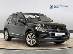 Black Used 2022 VW Tiguan Life SUV | £19,450 (Fair price)