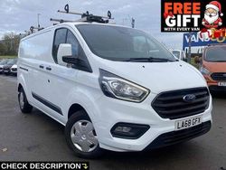 White Used 2019 Ford Transit Custom Trend Van | £12,495 (Fair price)