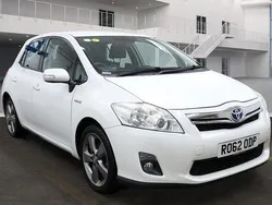 White Used 2012 Toyota Auris Hybrid Hatchback | £6,680 (Good price)