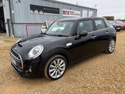Black Used 2015 Mini Cooper S Hatch Hatchback | £8,490 (Good price)