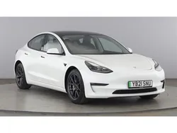 White Used 2021 Tesla Model 3 Long Range Sedan | £15,750 (Fair price)