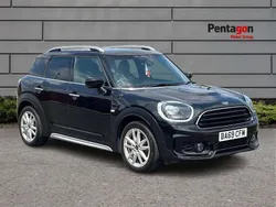 Black Used 2019 Mini Cooper Countryman Sport SUV | £16,994 (Fair price)