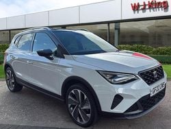 White Used 2022 Seat Arona FR Sport SUV | £15,395 (Fair price)