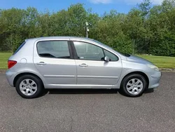 Silver Used 2006 Peugeot 307 S Hatchback | £1,550