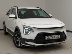 White Used 2022 Kia Niro 2 SUV | £19,498 (Fair price)